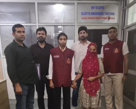 New Delhi:महिलाओं से ठगी करने वाले गिरोह की सरगना 'पारो' गिरफ्तार, जानिए और क्या भंडाफोड़ हुआ..