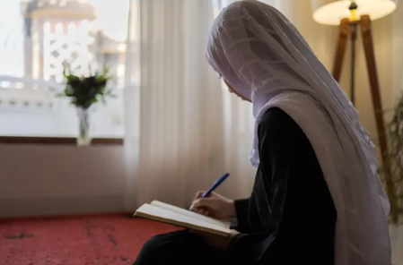 Kabul: अफगानिस्तान में नर्स, दाई और महिला डॉक्टरों का पड़ जाएगा अकाल, यूनिसेफ ने क्यों दी यह चेतावनी ?