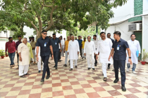 Nitish Kumar:  नीतीश कुमार की बढ़ी हुई सक्रियता, फिर सियासी हलचल तेज