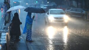 Delhi Weather Update: देशभर में मौसम बदलाव की बड़ी जानकारी