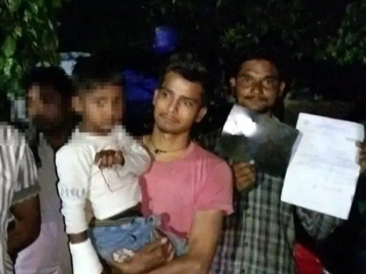 हाथरस में बच्चे के उल्टे हाथ में फ्रैक्चर