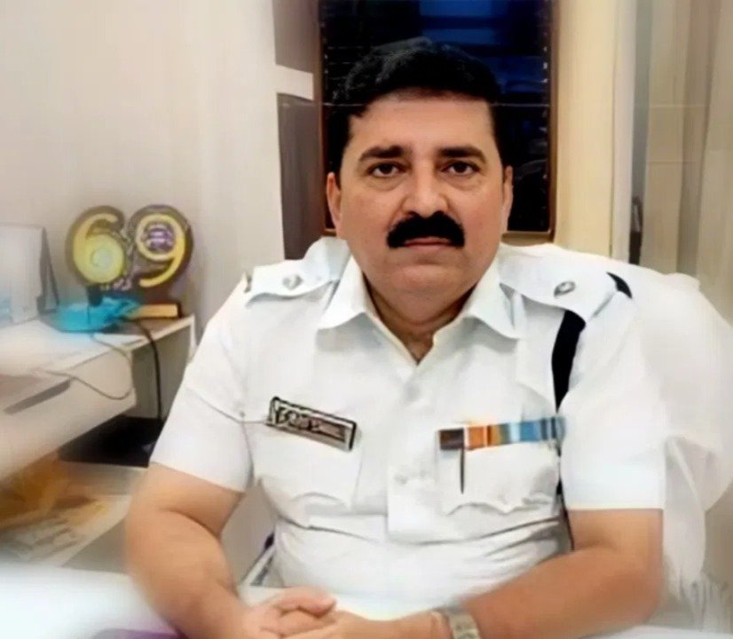 कोलकाता DCP शांतनु सिन्हा विश्वास