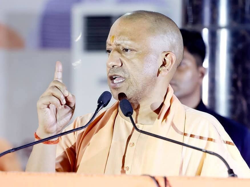 योगी आदित्यनाथ ने महराजगंज को दी 208 करोड़ रुपए की सौगात