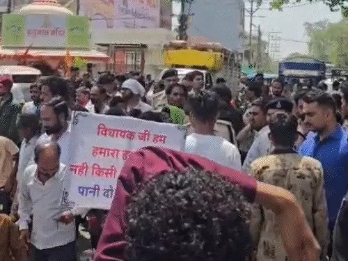 इंदौर में जल संकट गहराया