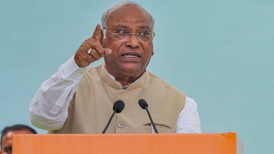कांग्रेस अध्यक्ष खड़गे ने केंद्र सरकार पर साधा निशाना