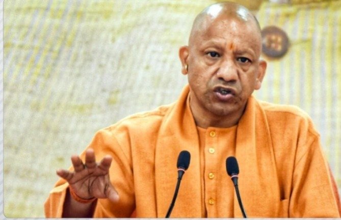 यूपी के कई जिलों में आंधी-तूफानी का कहर