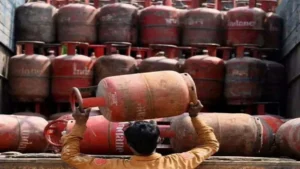 गैस के बढ़ते दामों ने बढ़ाई टेंशन