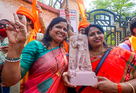 Indore: भोजशाला पर हाईकोर्ट के फैसले के बाद हिंदू समाज में खुशी, लोग बोले-वाग्देवी की प्रतिमा को पुनः स्थापित करेंगे