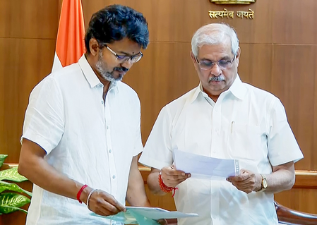 Chennai: तमिलनाडु में राष्ट्रपति शासन की अटकलें तेज, रविवार को खत्म हो जाएगा सरकार का कार्यकाल