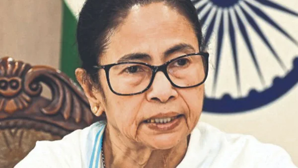 New Delhi: ममता बनर्जी को लगा बड़ा झटका, सुप्रीम कोर्ट का चुनाव आयोग के फैसले में दखल देने से इनकार