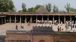 Bhopal: भोजशाला पर हाईकोर्ट के फैसले को लेकर माकपा ने उठाए सवाल, कहा कि सरकार इसके खिलाफ सुप्रीम कोर्ट जाए