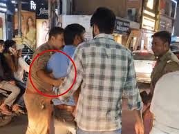 Mathura News:  दबंग ने मथुरा में 10 फायर किए, मचा बवाल