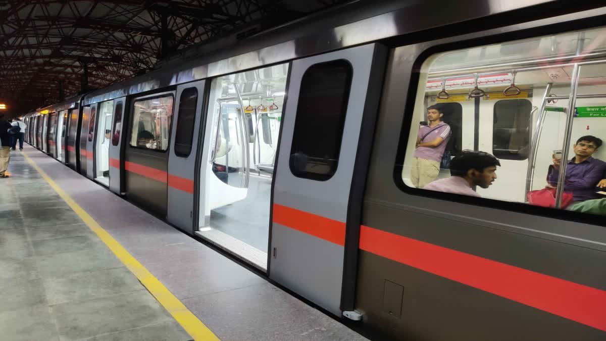 योग दिवस पर सुबह 4 बजे चलेगी कोलकाता मेट्रो
