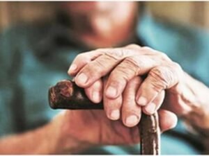 Healthy Aging Yoga: स्वस्थ वृद्धावस्था के लिए रोज करें योग