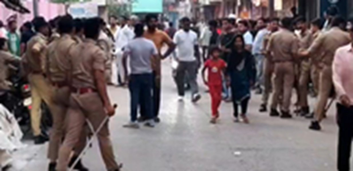 एटा मोहर्रम जुलूस हादसे में युवक की मौत