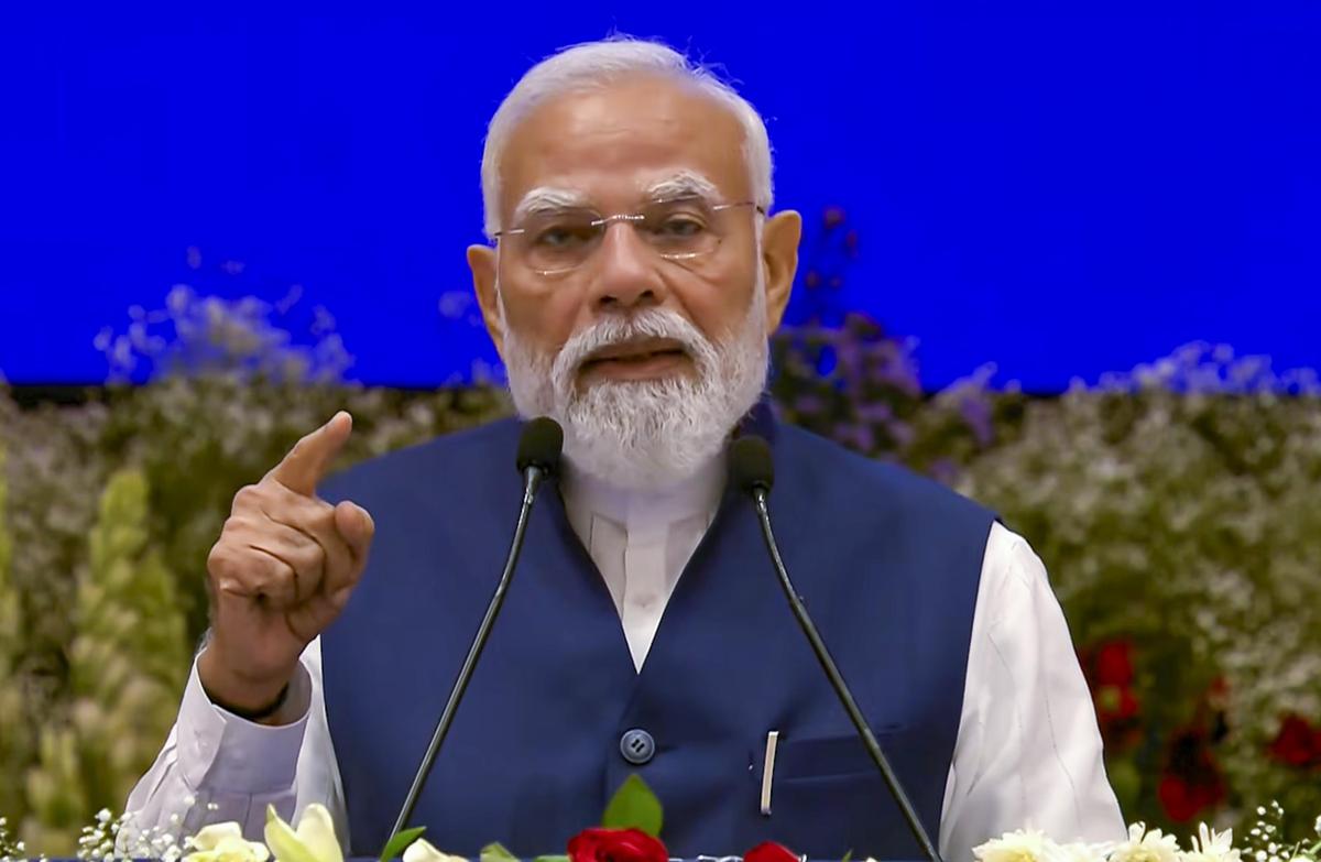 West Bengal Day: बेड़ियों से आजाद हुआ बंगाल, बंगाल डे पर PM