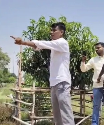Bilauti (Bhojpur): "पुलिस की नौकरी छोड़ दूसरा भरत तिवारी बन जाऊंगा", फर्जी चचेरा भाई निकला अल्टीमेटम देने वाला