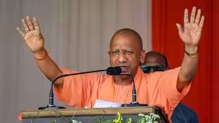 मुरादाबाद में दहाड़े CM योगी