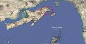 Hormuz Tension: केशम द्वीप पर हमलों के दावे से बढ़ा तनाव