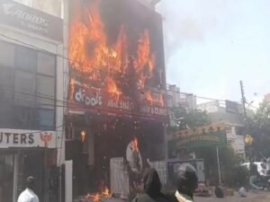 Lucknow Coaching Fire: लखनऊ कोचिंग आग में 15 लोगों की मौत