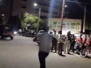 बिजनौर थाने में महिला रेसलर ने लगाई आग
