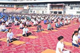 Bhopal Yoga Mahasangam: मध्य प्रदेश में योग दिवस पर दिखा उत्साह