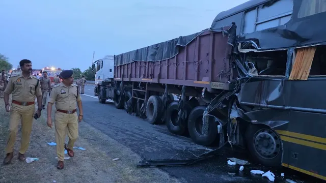  Yamuna Expressway Accident: