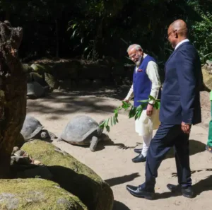 पीएम मोदी का सेशेल्स दौरा, बढ़ेगा सहयोग