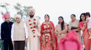 मोनिका यादव पति संग नौचंदी मेले में पहुंचीं, तीन दिन पहले हुई शादी