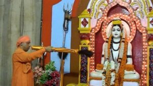 गोरखनाथ पीठ की गद्दी और बढ़ती जिम्मेदारियां