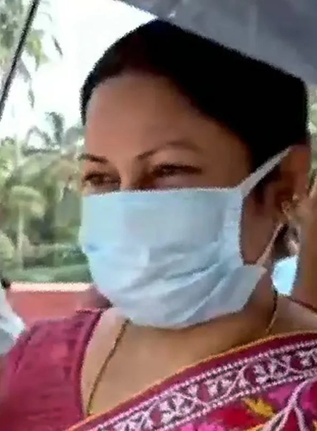 Kolkata: टीएमसी नेता जहांगीर खान की पत्नी भारत-नेपाल सीमा पर गिरफ्तार, फरार चल रही थी