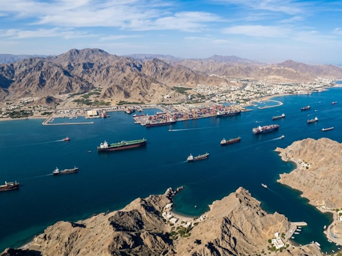  us iran conflict : "आंसुओं का द्वार" बंद हुआ तो हाहाकार करेगी दुनिया, रुला देगा ईरान का यह कदम