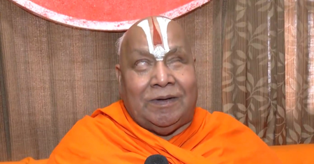 Lucknow: जगद्गुरु रामभद्राचार्य बोले-मुख्यमंत्री योगी ने गाय को विश्व माता कह बिल्कुल ठीक किया, यूपी में फिर खिलेगा कमल