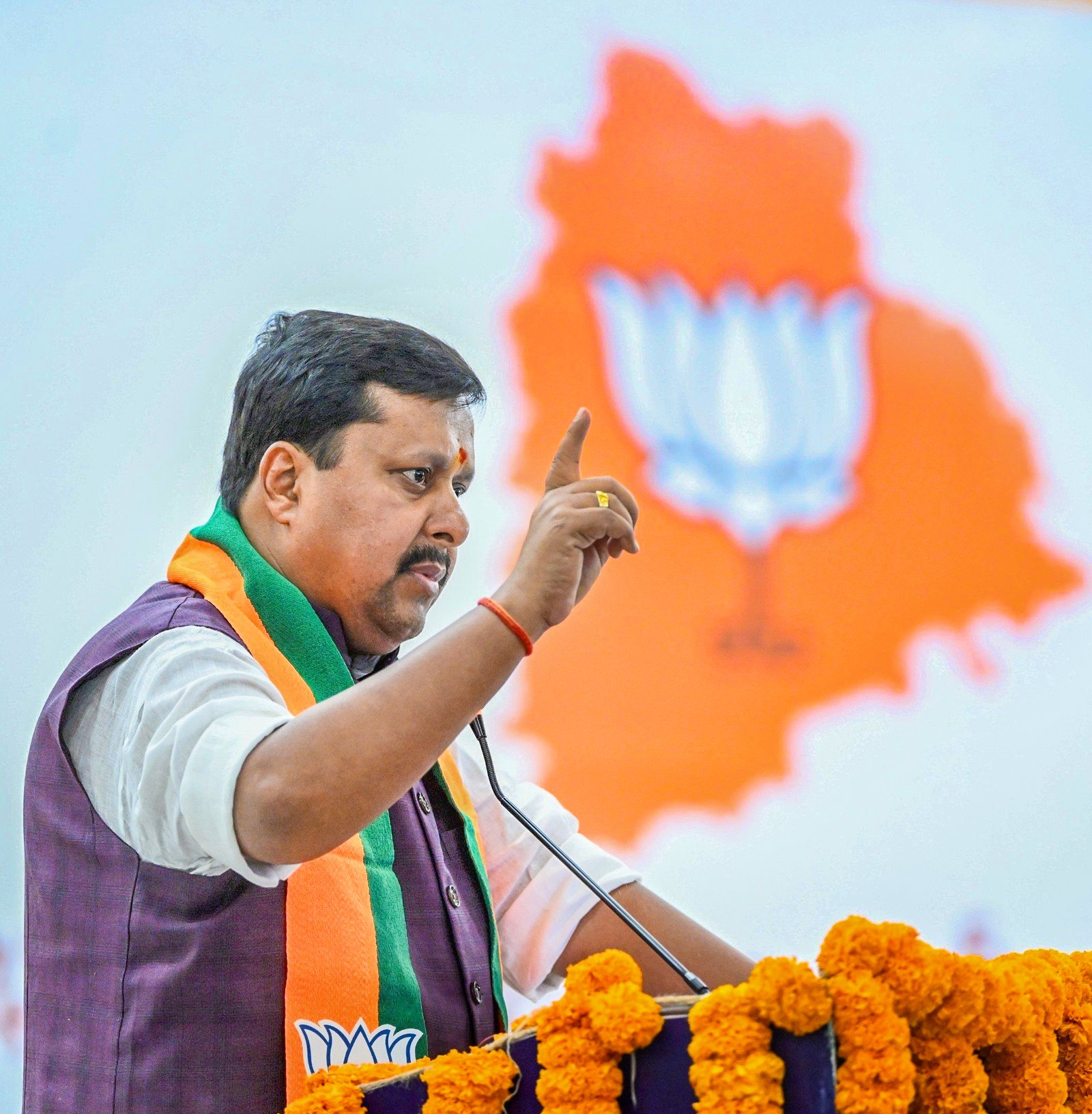 Ram Mandir: राम मंदिर: चढ़ावा विवाद पर BJP तथा सपा में टकराव