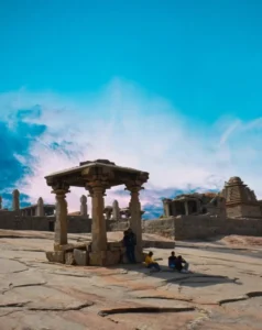 Hampi Tour: मानसून में घूमिए हंपी-बादामी