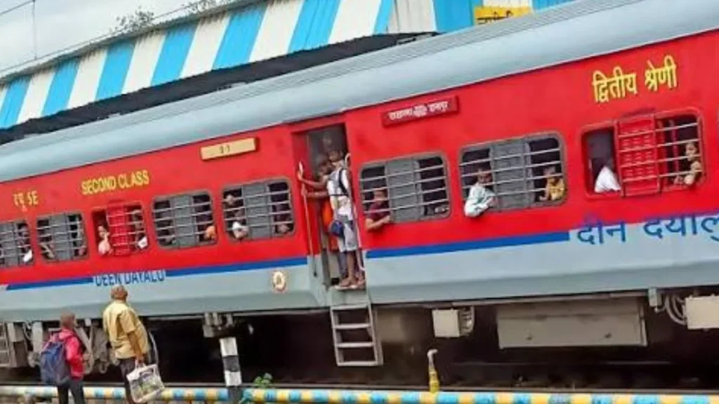 2nd Class Railway: सेकंड क्लास पैसेंजर शब्द पर SC को आपत्ति