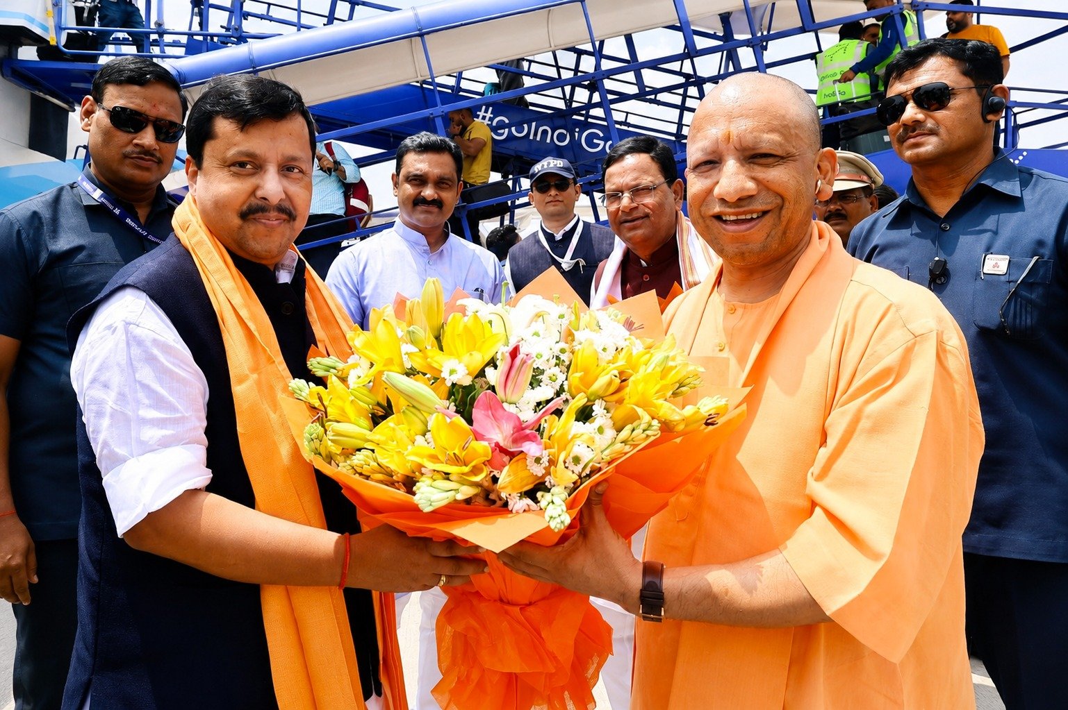 भाजपा अध्यक्ष नितिन नवीन पहुंचे लखनऊ