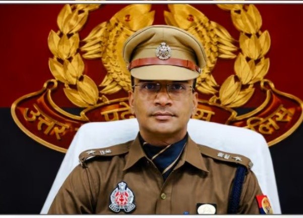 कौन हैं मेरठ SSP अविनाश पांडे