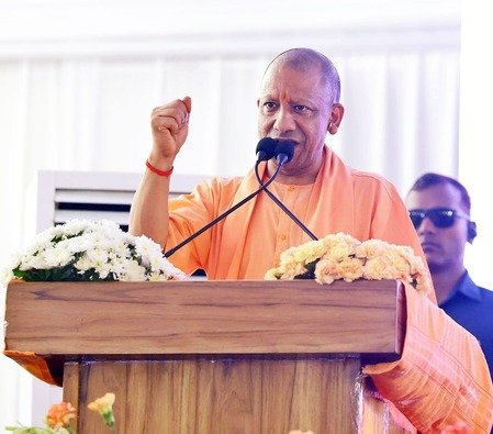 मुख्यमंत्री योगी आदित्यनाथ