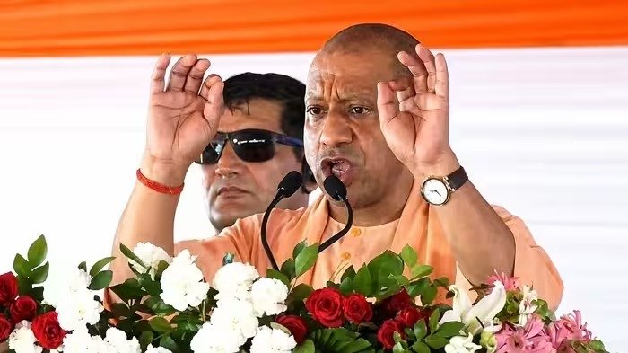 पेपर लीक पर बोले सीएम योगी