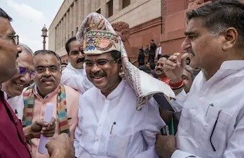 धर्मेंद्र प्रधान का स्वागत