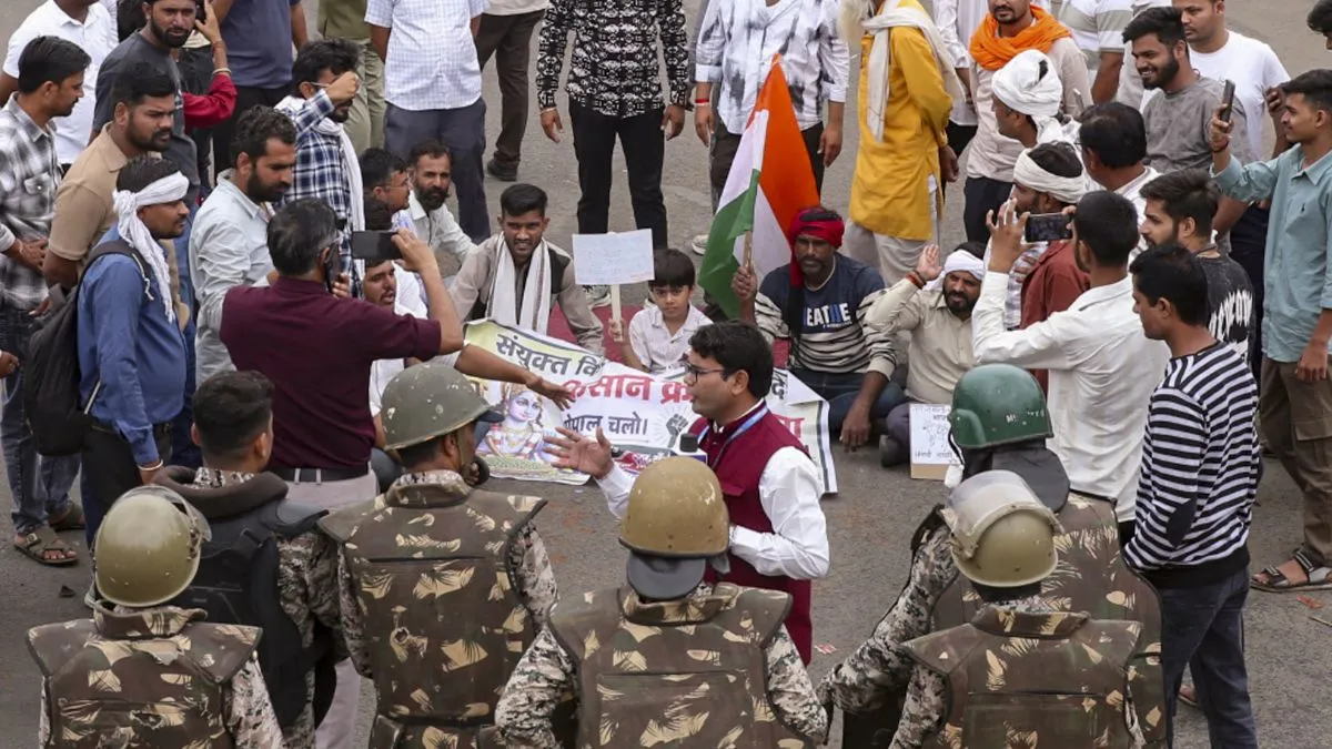 भोपाल में किसान आंदोलन, MSP पर बढ़ा दबाव