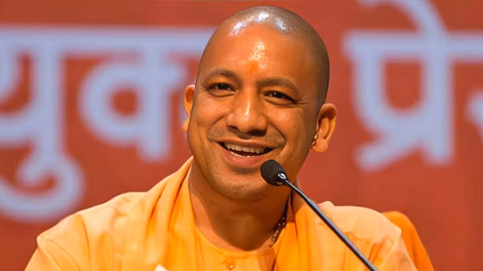 योगी सरकार का बड़ा प्रशासनिक फेरबदल