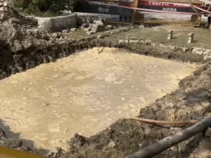 Greater Noida Accident: ग्रेटर नोएडा में गड्ढे से मासूम की मौत