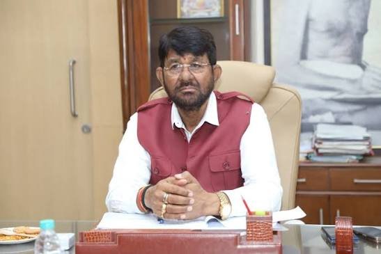 सीएम ने लिया पशुपालन विभाग का प्रभार