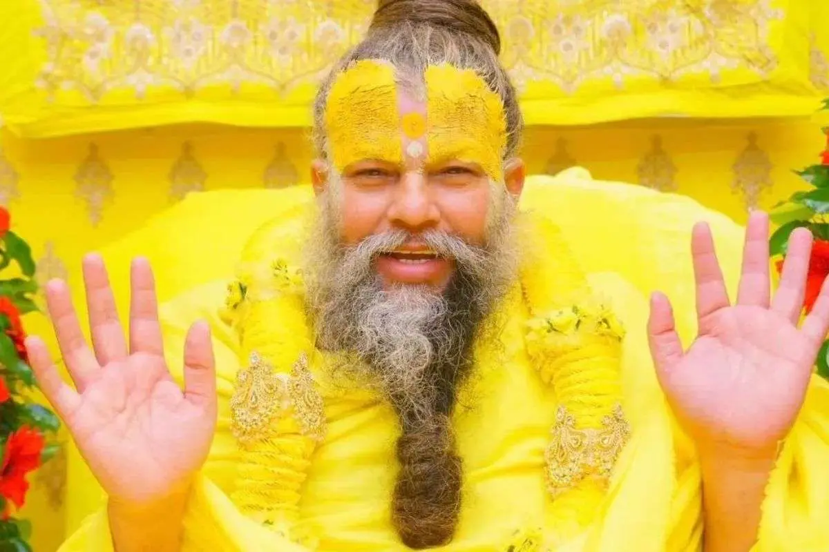 नेपाल से प्रेमानंद महाराज के दर्शन को निकले मासूम भाई-बहन, वृंदावन पहुंच फुटपाथ पर बिताई रात