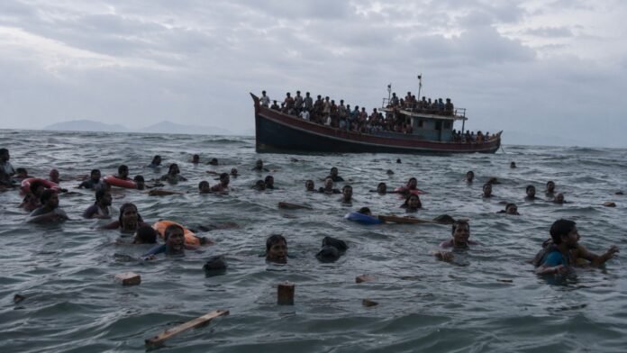 Rohingya Boat Tragedy: बंगाल की खाड़ी में दो नावें लापता