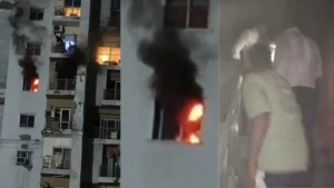 Noida Society Fire:  नोएडा की पारस टिएरा सोसाइटी में लगी आग