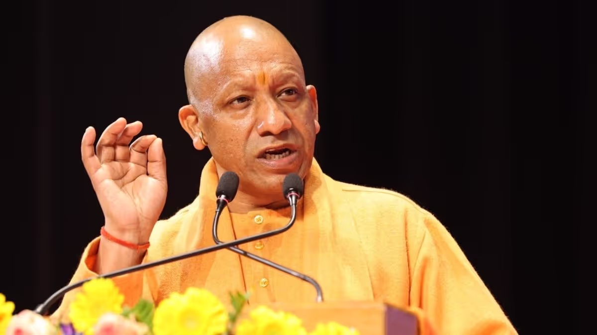 Yogi Adityanath: CM योगी का बड़ा ऐलान: UP में फिर बदलेगा इस जिले का नाम, भदोही बनेगा ‘संत रविदास नगर’