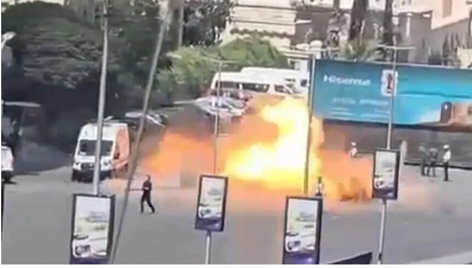Damascus: सीरिया में जहां ठहरे थे फ्रांस के राष्ट्रपति, वहां हुआ जोरदार धमाका,18 घायल